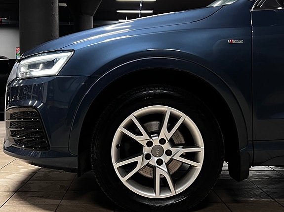 Audi Q3 5 of 30