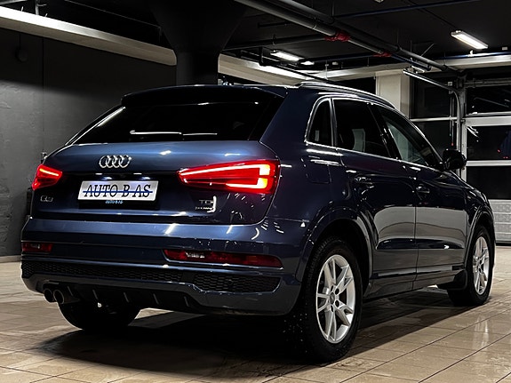 Audi Q3 7 of 30