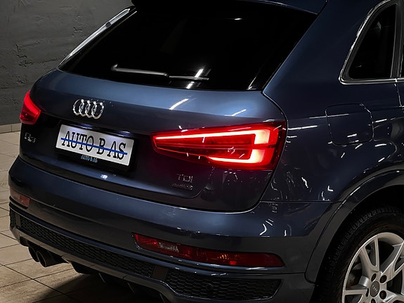 Audi Q3 12 of 30