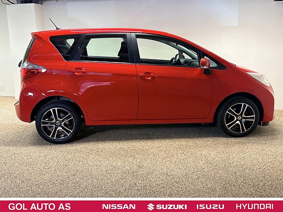 Toyota Verso-S 9 of 22