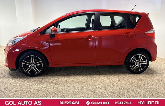 Toyota Verso-S 22 of 22