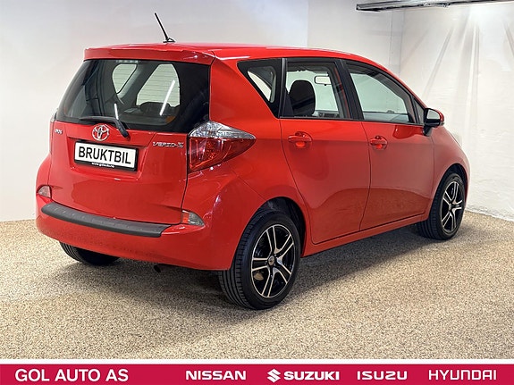 Toyota Verso-S 8 of 22