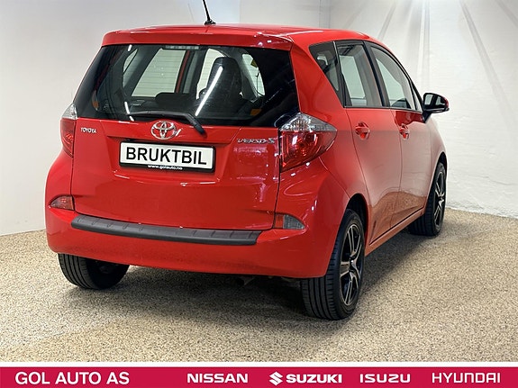 Toyota Verso-S 5 of 22