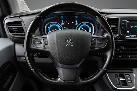 Peugeot e-Expert 19 of 30