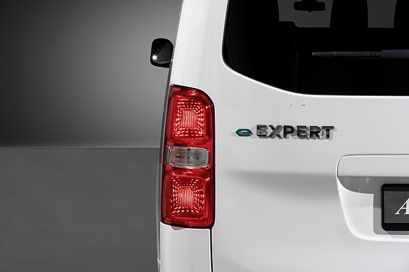 Peugeot e-Expert 10 of 30