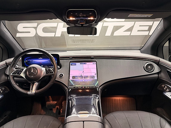 Mercedes-Benz EQE SUV 19 of 30