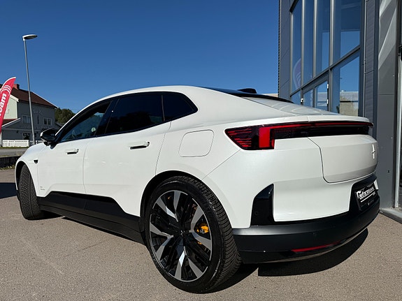 Polestar 4 3 of 20