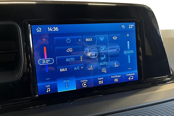 Ford Transit Courier 15 of 25