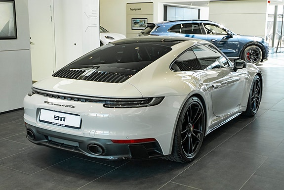 Porsche 911 9 of 27