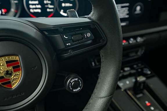 Porsche 911 18 of 27