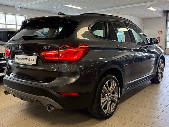 BMW X1 4 of 23