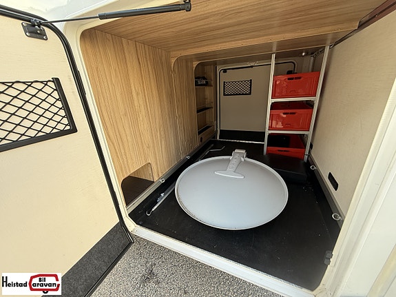 Hymer Exsis-i 678 – Automat | Enkeltsenger | Litium | Solcelle | 150 hk 22 of 30