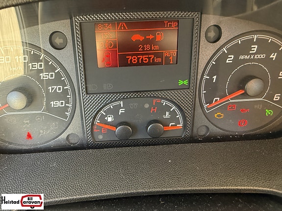 Hymer Exsis-i 678 – Automat | Enkeltsenger | Litium | Solcelle | 150 hk 17 of 30