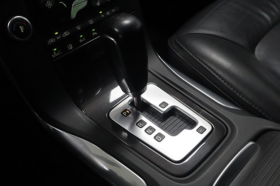 Volvo XC70 15 of 28