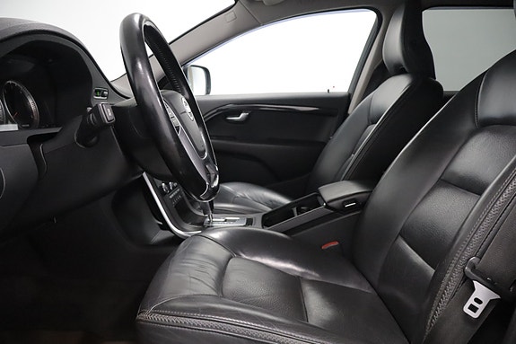 Volvo XC70 7 of 28