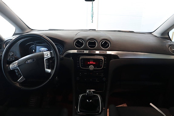 Ford S-MAX 7 of 18