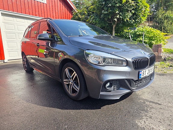 BMW 220d 4 of 10