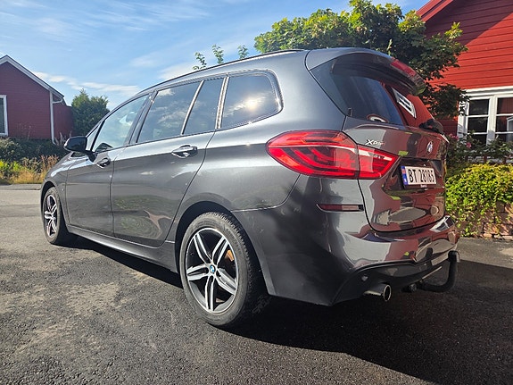 BMW 220d 2 of 10