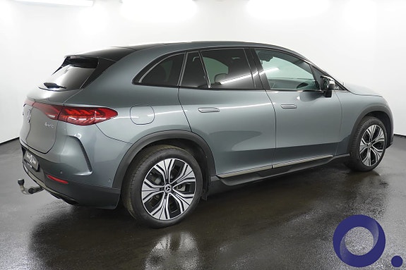 Mercedes-Benz EQE SUV 10 of 26
