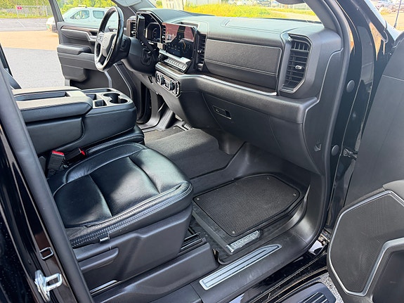 Chevrolet Silverado 1500 25 of 28