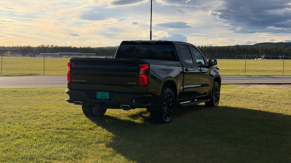 Chevrolet Silverado 1500 8 of 28