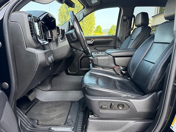 Chevrolet Silverado 1500 18 of 28