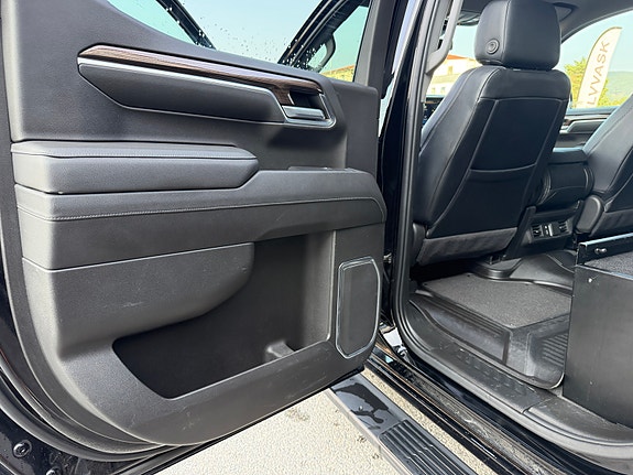 Chevrolet Silverado 1500 26 of 28