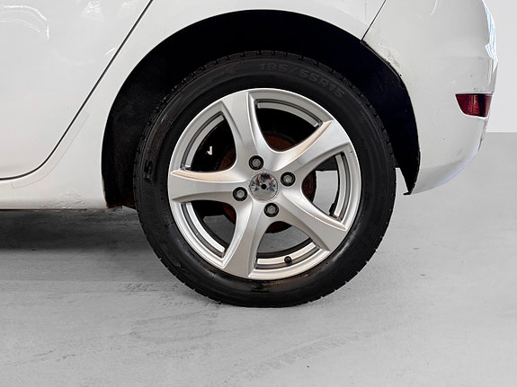 Ford Fiesta 7 of 16