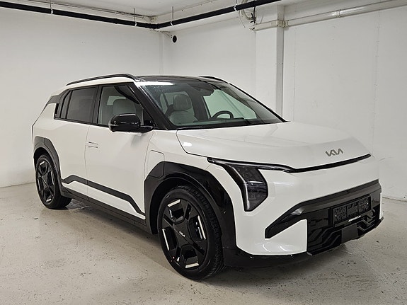 Kia EV3 3 of 22