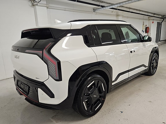 Kia EV3 7 of 22
