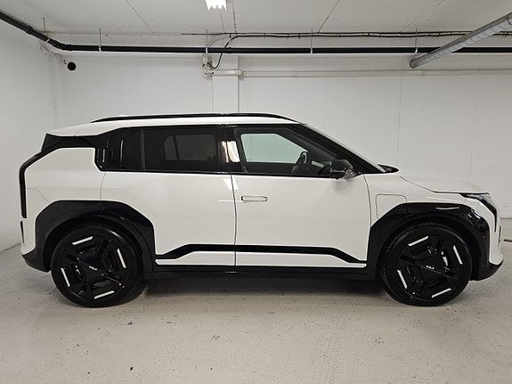 Kia EV3 4 of 22
