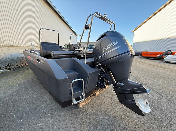 Pioner Multi III med Yamaha F80LB 2 of 9