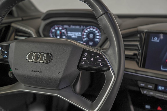 Audi Q4 e-tron 19 of 26