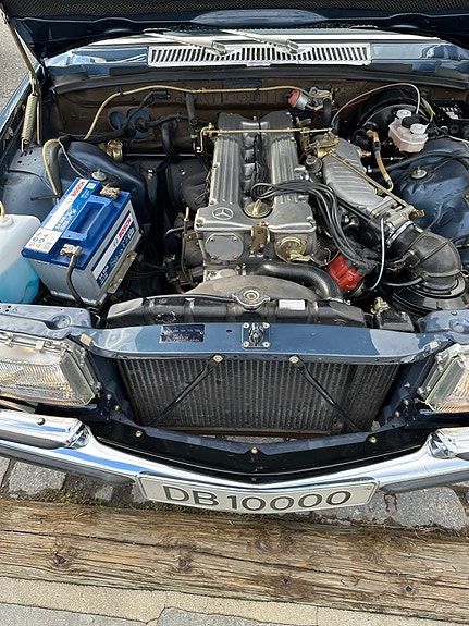 Mercedes-Benz S280 11 of 30