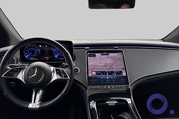 Mercedes-Benz EQE SUV 14 of 30