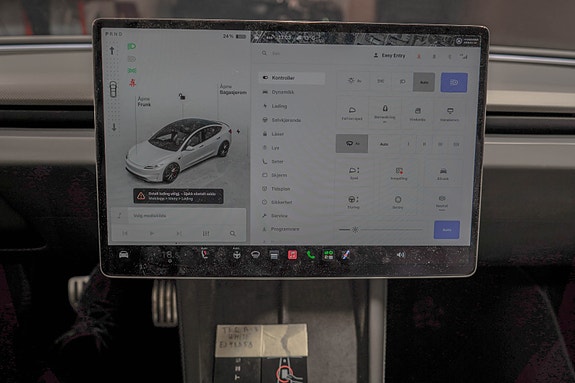 Tesla Model 3 22 of 27