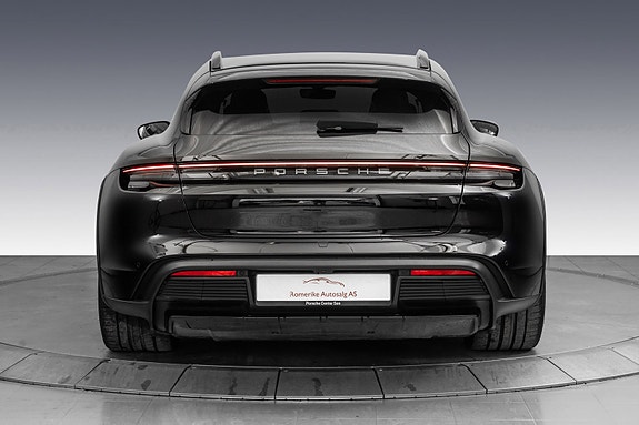 Porsche Taycan 4 4 of 30