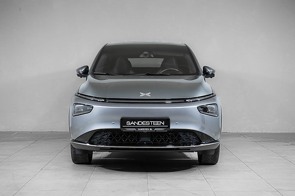 XPeng G3i 2 of 23