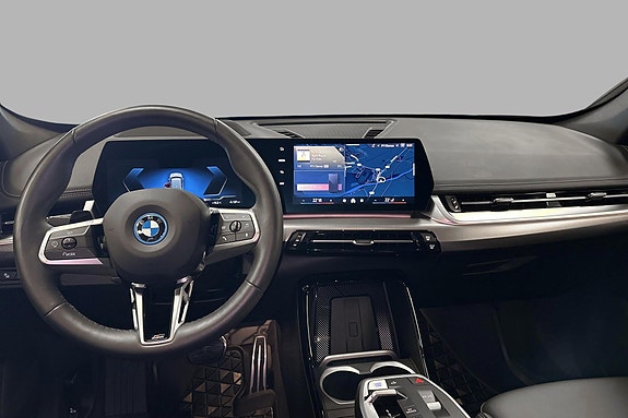 BMW iX1 15 of 30