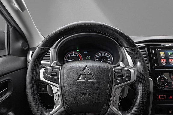 Mitsubishi L200 16 of 21