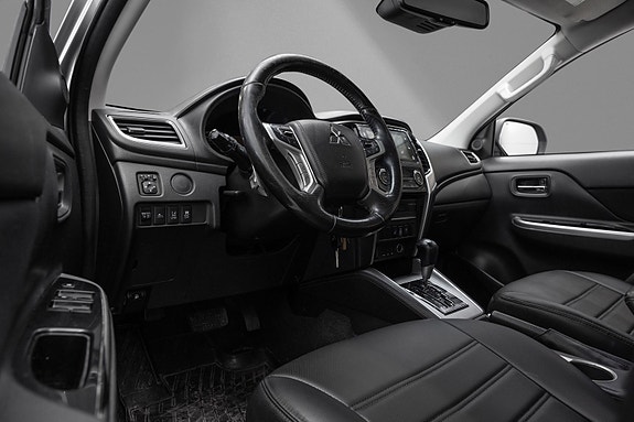 Mitsubishi L200 15 of 21