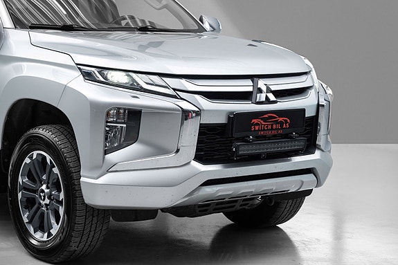 Mitsubishi L200 9 of 21