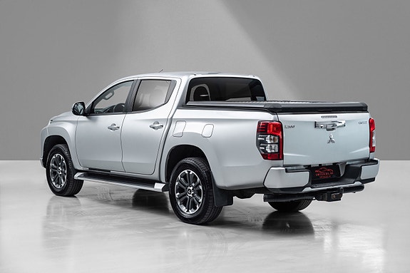 Mitsubishi L200 7 of 21
