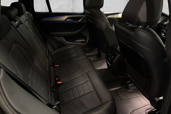 BMW X3 14 of 23
