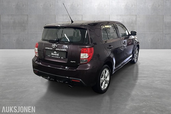 Toyota Urban Cruiser 3 of 24