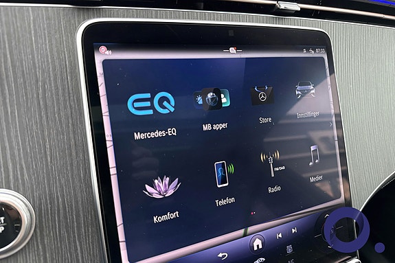 Mercedes-Benz EQE SUV 15 of 30