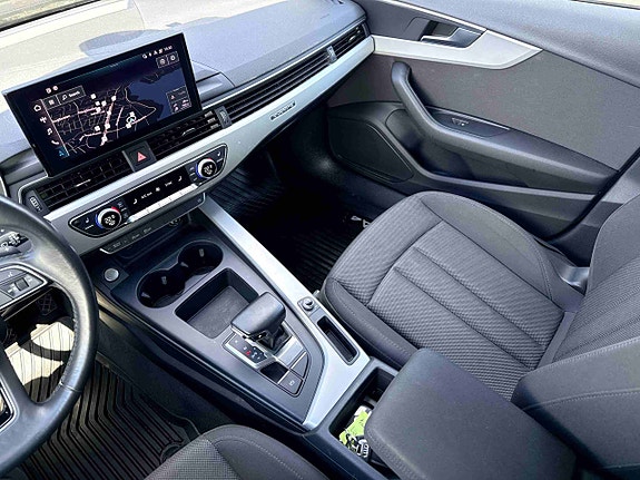 Audi A4 19 of 30