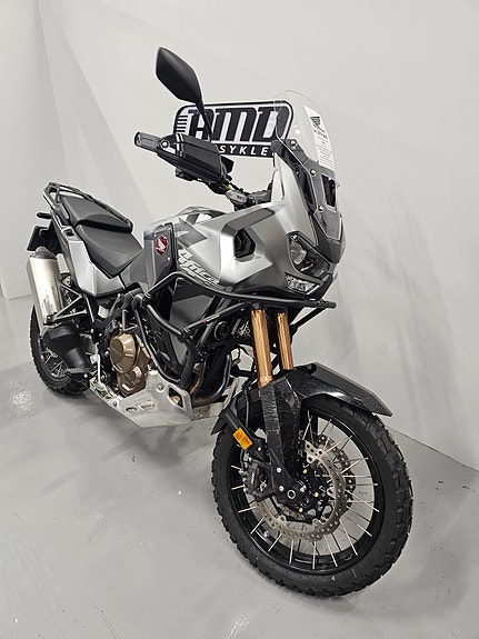 Honda CRF 1100L Africa Twin Adventure Sports ES 2 of 10