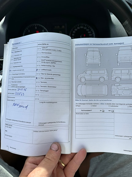 Volkswagen Caddy Maxi 15 of 17