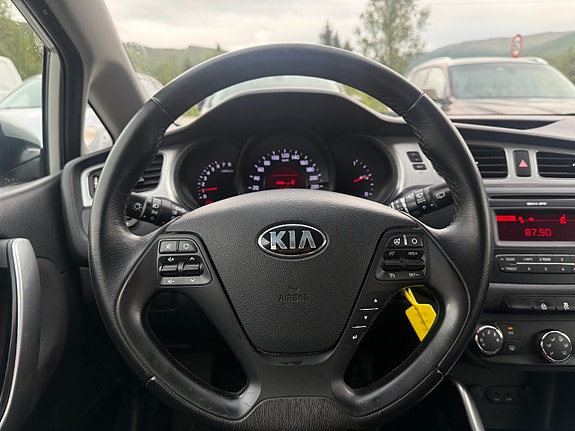 Kia Ceed 12 of 22